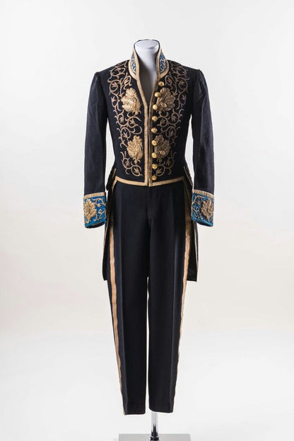 Men 3pc French Rococo Fashion 18th Century Suit Costume Hand Embroidery Free Lace Jabots & Cuff (HS-123) Bespoke Point