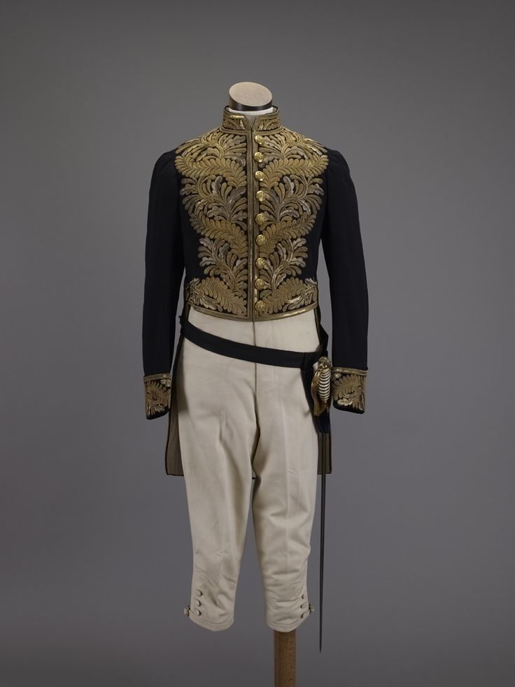 Men 3pc French Rococo Fashion 18th Century Suit Costume Hand Embroidery Free Lace Jabots & Cuff (HS-131) Bespoke Point