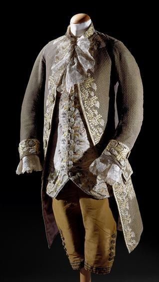 Men 3pc French Rococo Fashion 18th Century Suit Costume Hand Embroidery Free Lace Jabots & Cuff (HS-136) Bespoke Point