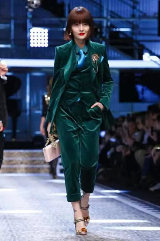 Women Green Velvet 3pc Suit (WS-09)