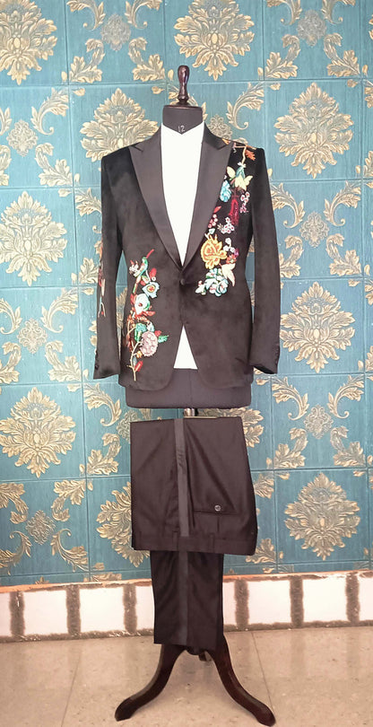 Men 2pc Black Embroidery Suit (NS-14)