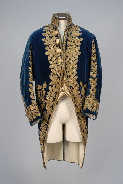 Men 3pc Blue Velvet French Rococo Fashion 18th Century Suit With Cape Costume Free Lace Jabots And Cuff (HS-03)